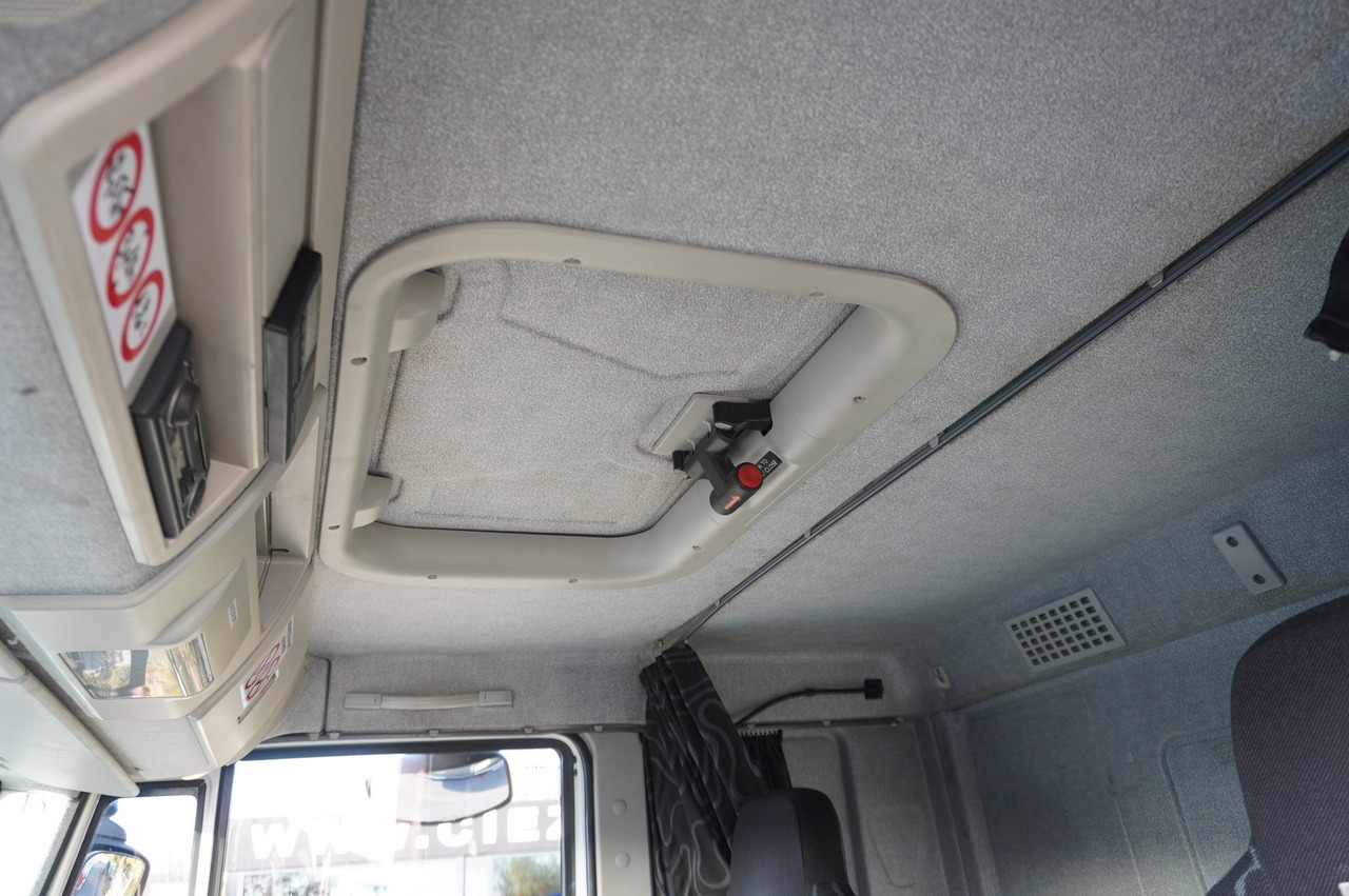 Autokran IVECO Eurocargo 120E18 Crane Palfinger / 3-way tipper / sleeper cab: das Bild 15