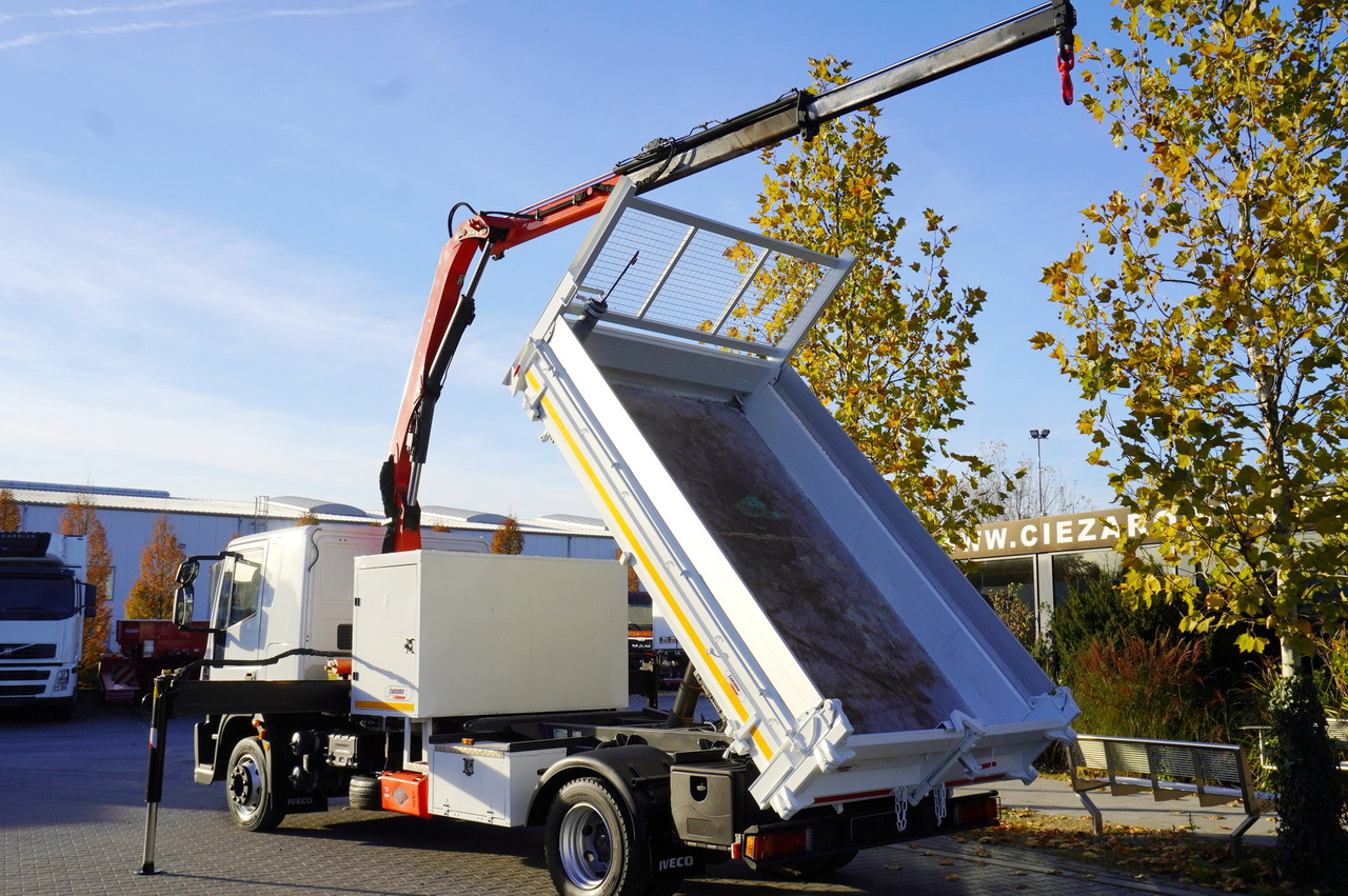 IVECO Eurocargo 120E18 Crane Palfinger / 3-way tipper / sleeper cab - Autokran: das Bild 4 IVECO Eurocargo 120E18 Crane Palfinger / 3-way tipper / sleeper cab - Autokran: das Bild 4