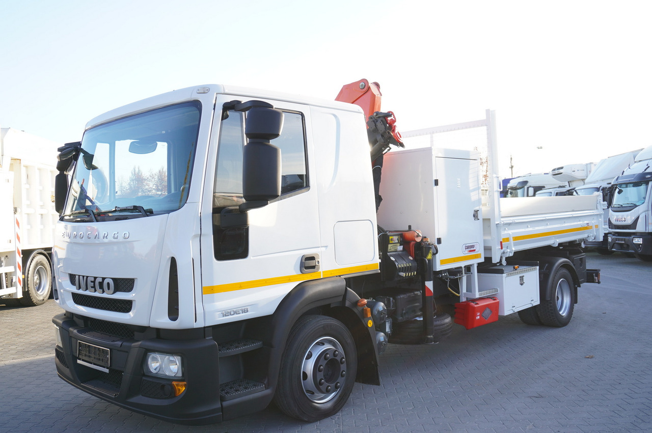 Autokran IVECO Eurocargo 120E18 Crane Palfinger / 3-way tipper / sleeper cab: das Bild 6