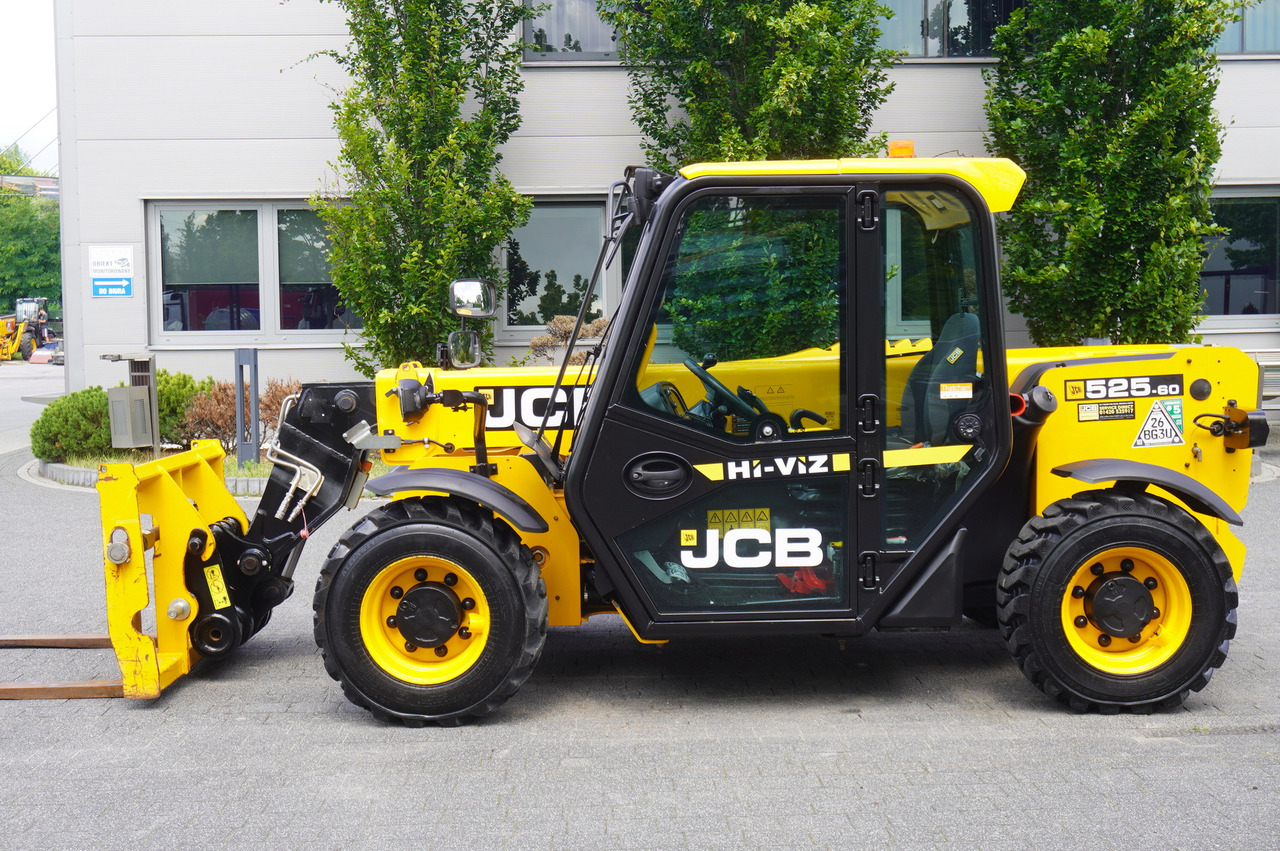 JCB 525-60T5 / 2022 / 860 MTH! / 2.5 T / Reach 6 m / joystick - Teleskopradlader: das Bild 3 JCB 525-60T5 / 2022 / 860 MTH! / 2.5 T / Reach 6 m / joystick - Teleskopradlader: das Bild 3