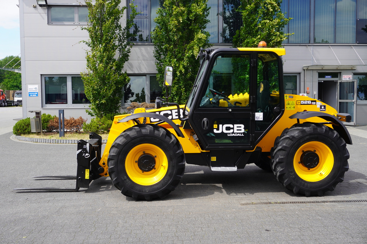 JCB 526-56 AGRI Plus / 5.6 m telescopic loader / joystick - Teleskopradlader: das Bild 2 JCB 526-56 AGRI Plus / 5.6 m telescopic loader / joystick - Teleskopradlader: das Bild 2