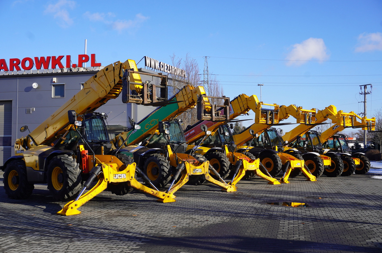 JCB 560-80 / 6 ton lifting capacity / power 146 HP - Radlader: das Bild 1 JCB 560-80 / 6 ton lifting capacity / power 146 HP - Radlader: das Bild 1