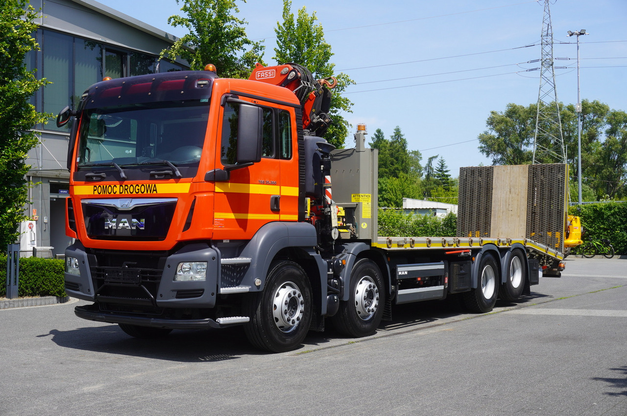 MAN TGS 35.360 E6 8x2 / FASSI F235 crane / 6.5 T cap. / 8.3 m reach - Autokran: das Bild 3 MAN TGS 35.360 E6 8x2 / FASSI F235 crane / 6.5 T cap. / 8.3 m reach - Autokran: das Bild 3
