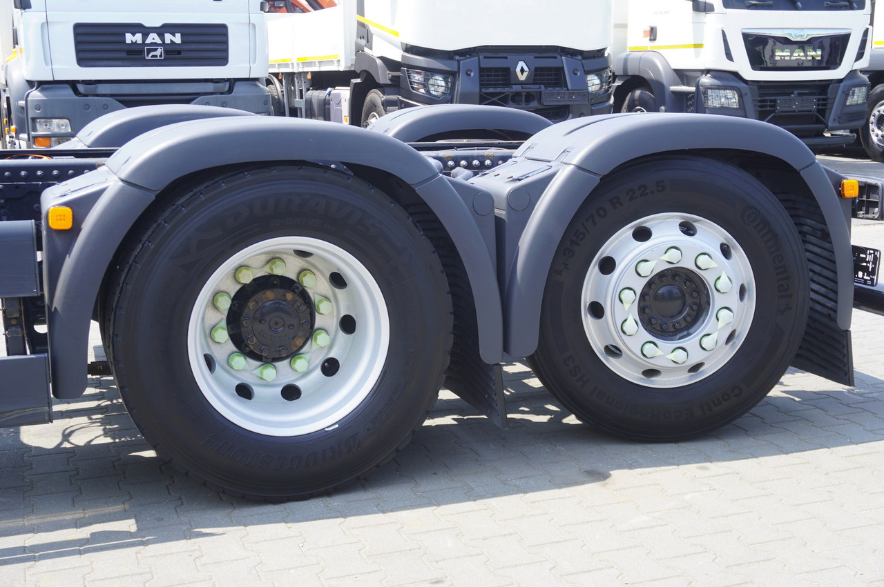Fahrgestell LKW MAN TGS 35.420 8x2 / Chassis 6.4 m / 3 steered axles: das Bild 10