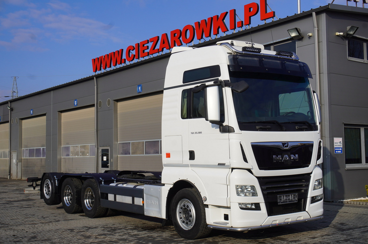 MAN TGX 35.580 E6 8x4/4 - 8.8m chassis frame - Fahrgestell LKW: das Bild 1 MAN TGX 35.580 E6 8x4/4 - 8.8m chassis frame - Fahrgestell LKW: das Bild 1