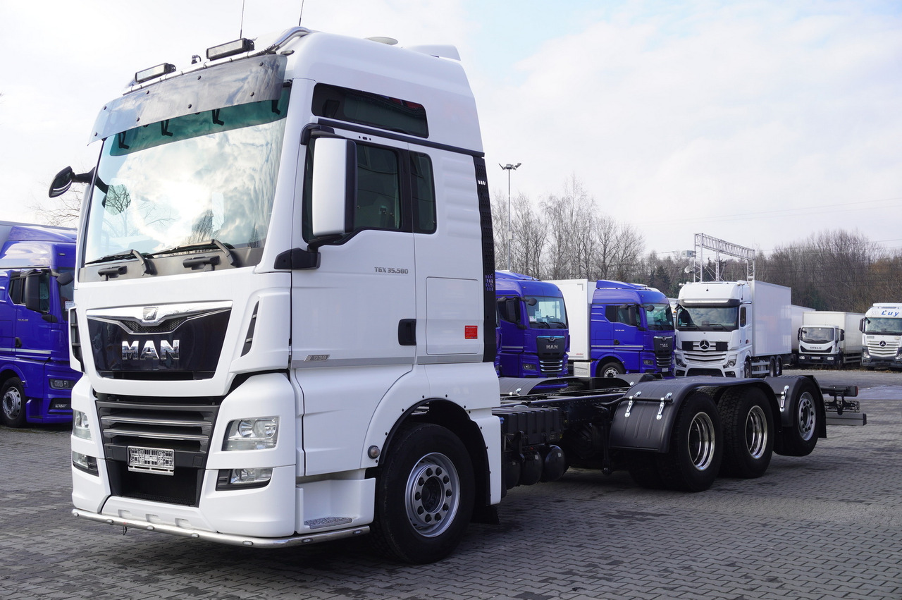 MAN TGX 35.580 E6 8x4/4 - 8.8m chassis frame - Fahrgestell LKW: das Bild 2 MAN TGX 35.580 E6 8x4/4 - 8.8m chassis frame - Fahrgestell LKW: das Bild 2