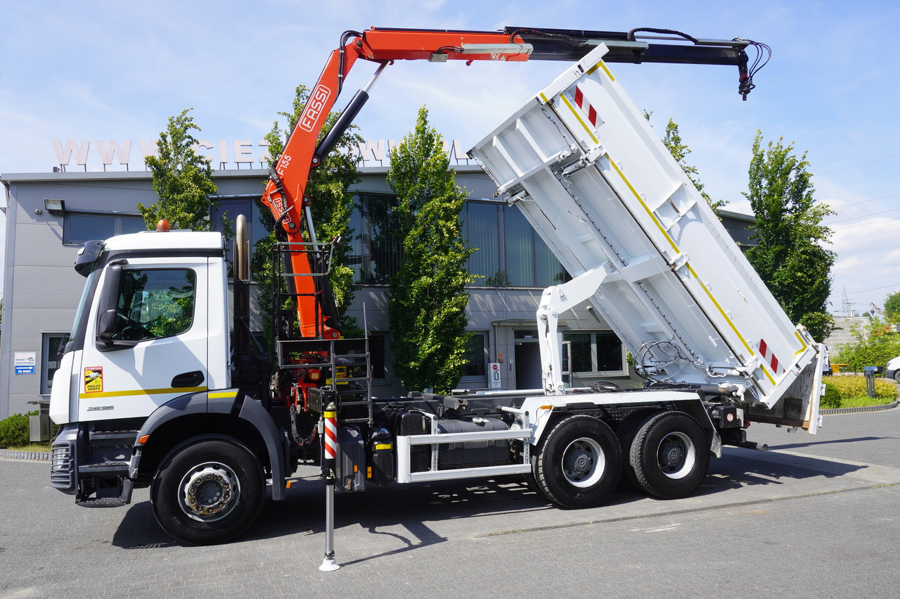 MERCEDES-BENZ AROCS 2636 / Fassi F155A.0.22 crane 6t / 120 tho. km / 3-sided dump truck / 2 x Bordmatic - Kipper, Autokran: das Bild 5 MERCEDES-BENZ AROCS 2636 / Fassi F155A.0.22 crane 6t / 120 tho. km / 3-sided dump truck / 2 x Bordmatic - Kipper, Autokran: das Bild 5