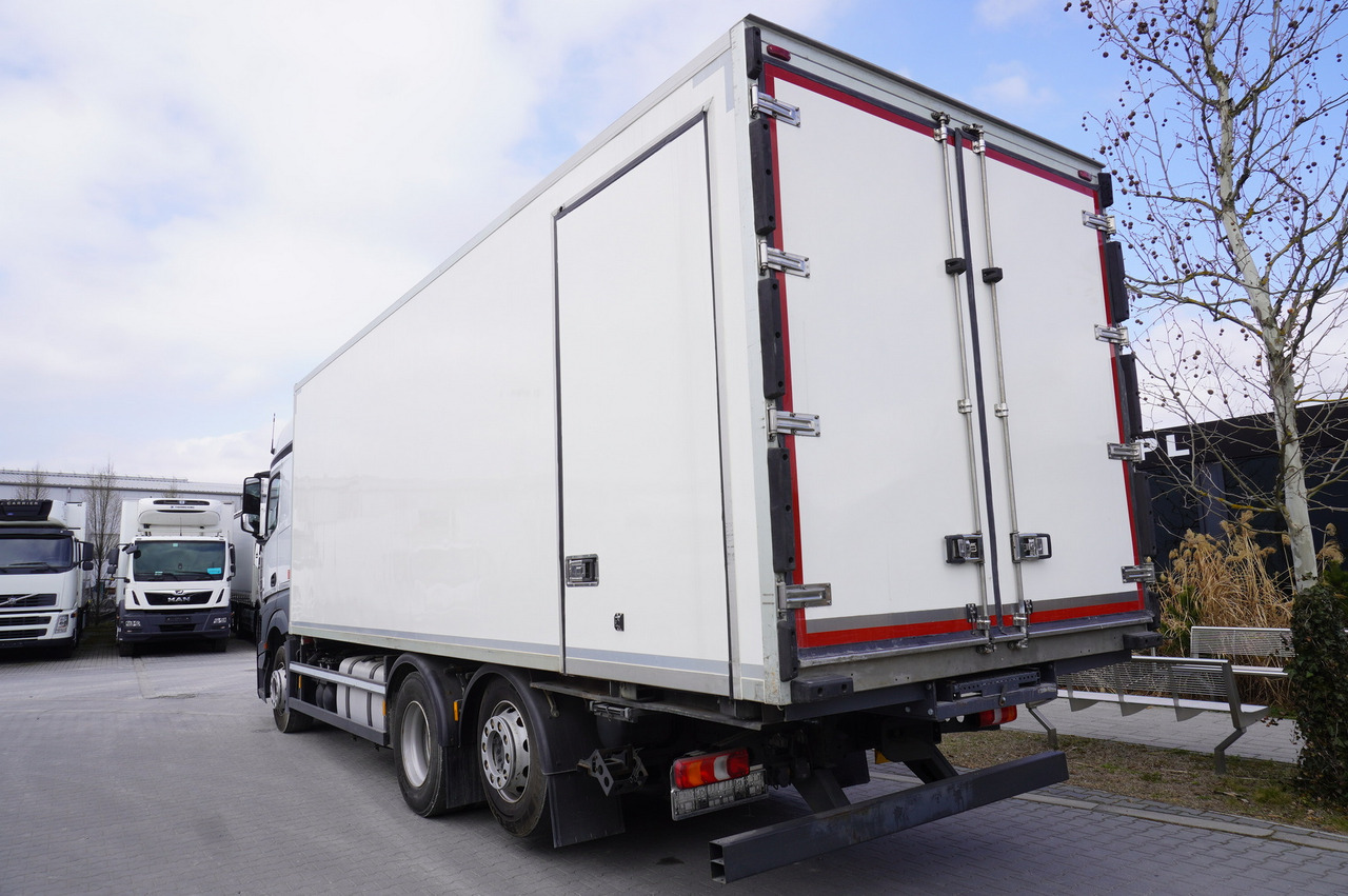 MERCEDES-BENZ Actros 2542 / GIGA cabin / Thermoking 1000R - Kühlkoffer LKW: das Bild 3 MERCEDES-BENZ Actros 2542 / GIGA cabin / Thermoking 1000R - Kühlkoffer LKW: das Bild 3
