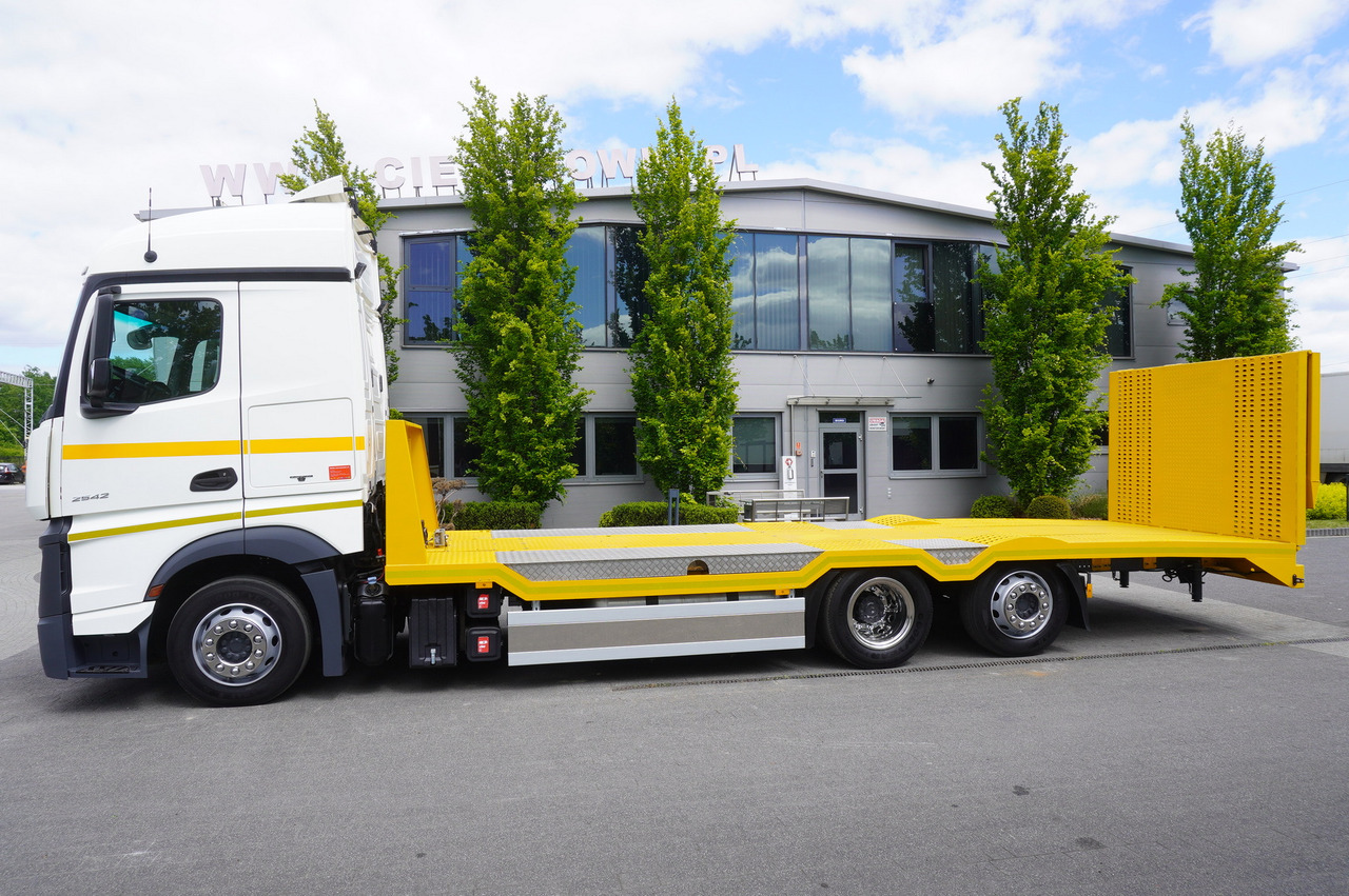 MERCEDES-BENZ Actros 2542 / NEW tow truck / steered 3rd axle - Autotransporter LKW: das Bild 3 MERCEDES-BENZ Actros 2542 / NEW tow truck / steered 3rd axle - Autotransporter LKW: das Bild 3