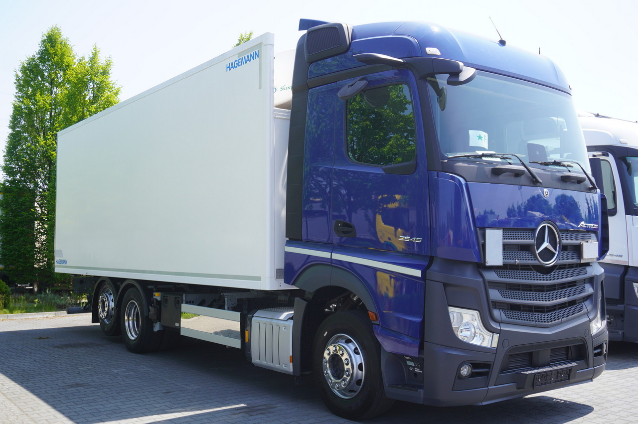 MERCEDES-BENZ Actros 2545 / 2021 / Hagemann refrigerator Multitemperature - Kühlkoffer LKW: das Bild 5 MERCEDES-BENZ Actros 2545 / 2021 / Hagemann refrigerator Multitemperature - Kühlkoffer LKW: das Bild 5