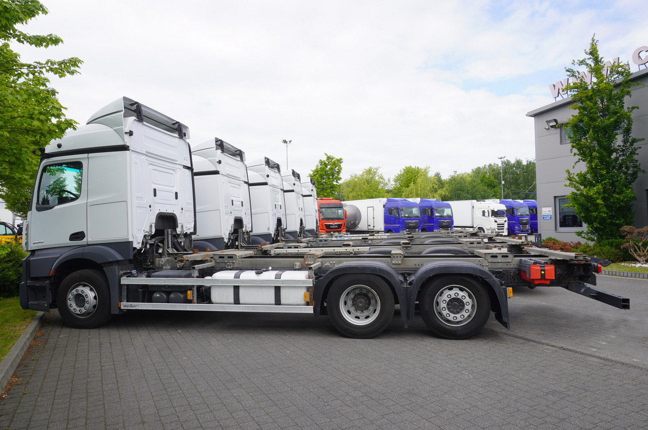 MERCEDES-BENZ Actros 2545 6×2 MP5 / ADR AT / 12 units - Containerwagen/ Wechselfahrgestell LKW: das Bild 5 MERCEDES-BENZ Actros 2545 6×2 MP5 / ADR AT / 12 units - Containerwagen/ Wechselfahrgestell LKW: das Bild 5