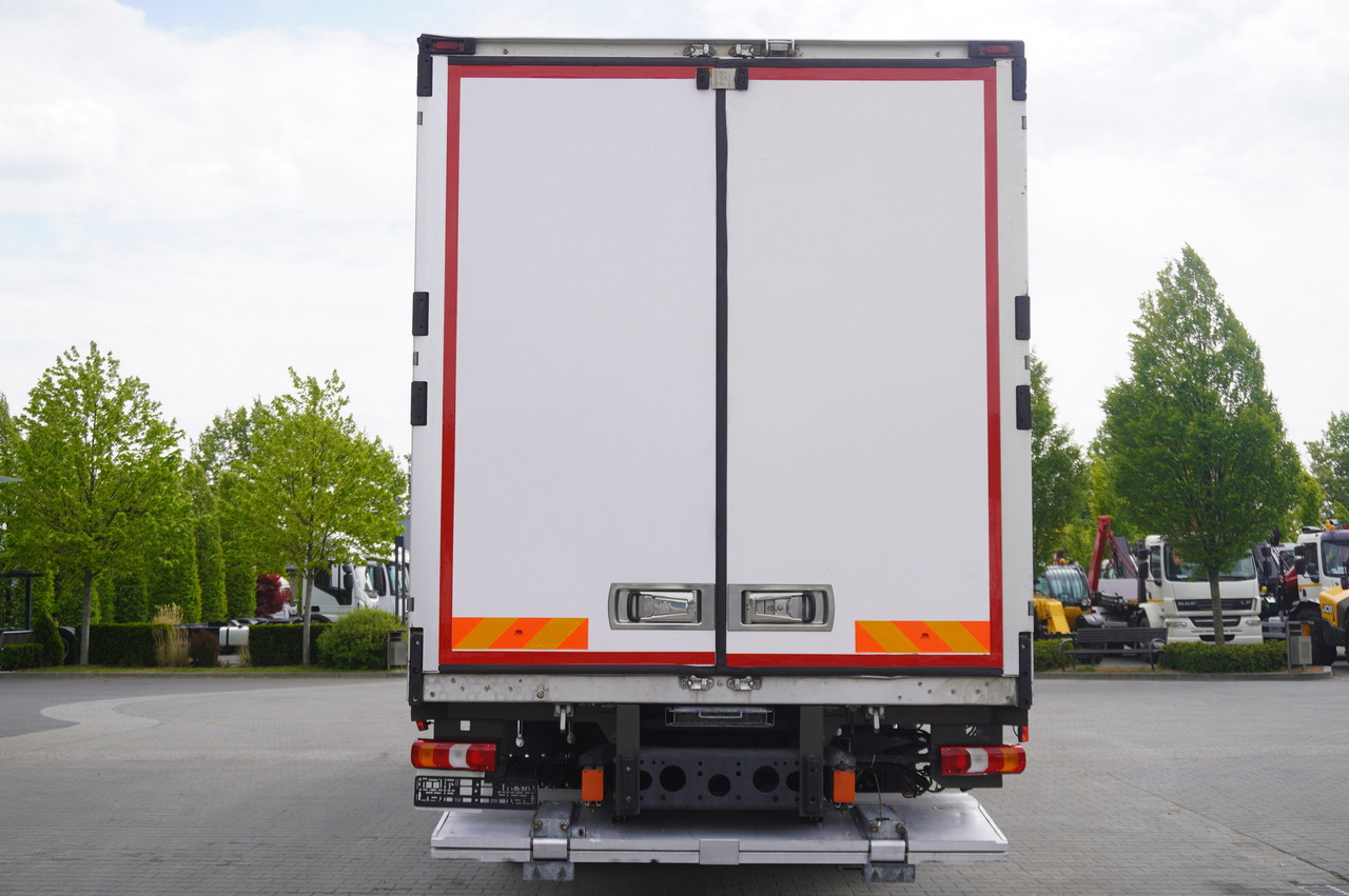 MERCEDES-BENZ Antos 1830 / Lamberet refrigerator superstructure 22 EPAL / Dhollandia lift 2000 kg - Kühlkoffer LKW: das Bild 5 MERCEDES-BENZ Antos 1830 / Lamberet refrigerator superstructure 22 EPAL / Dhollandia lift 2000 kg - Kühlkoffer LKW: das Bild 5