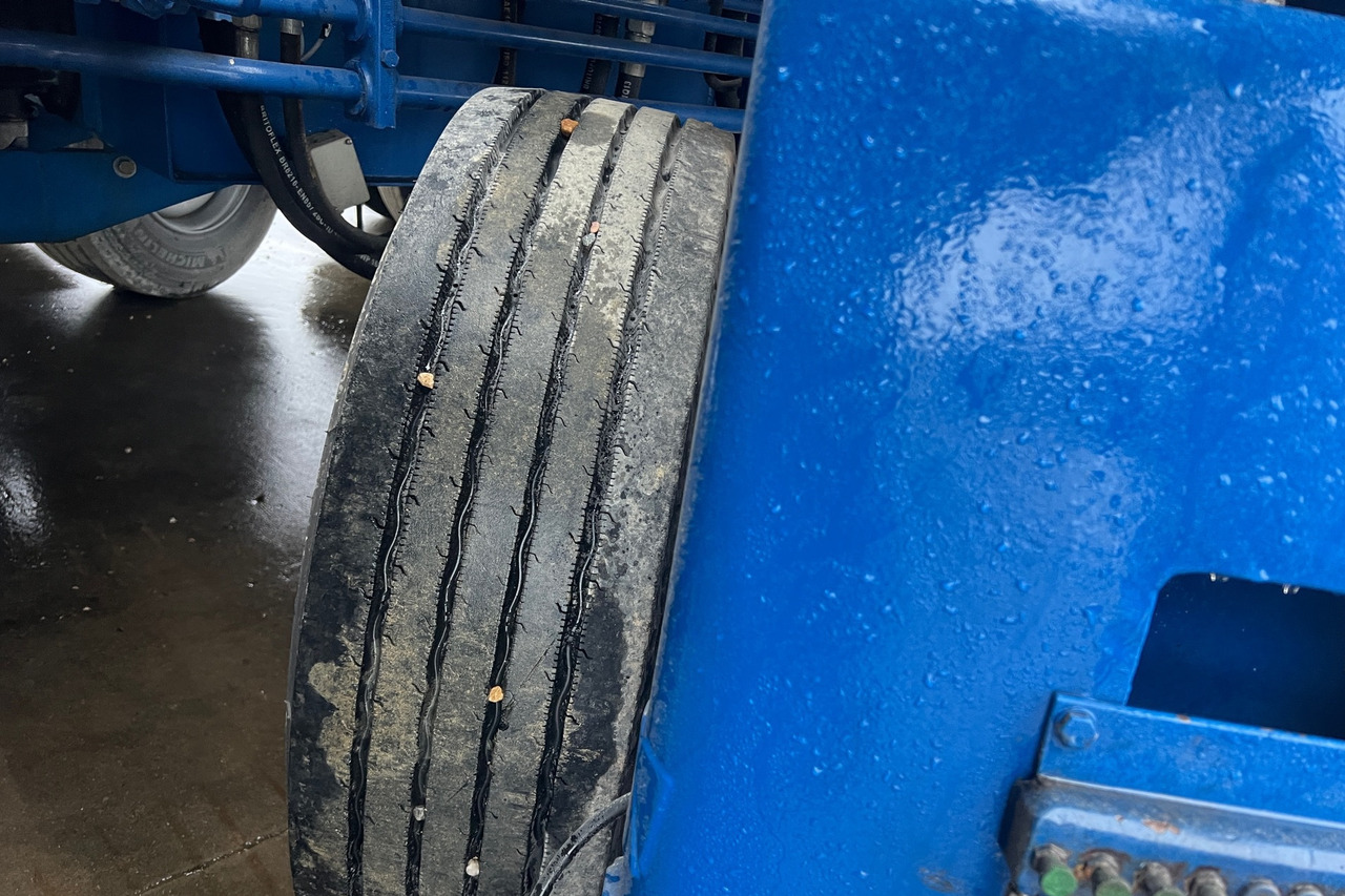 Terminaltraktor NICOLAS ASM14.4-4.1 terminal tractor 8x2x8 / 200 MTH: das Bild 19