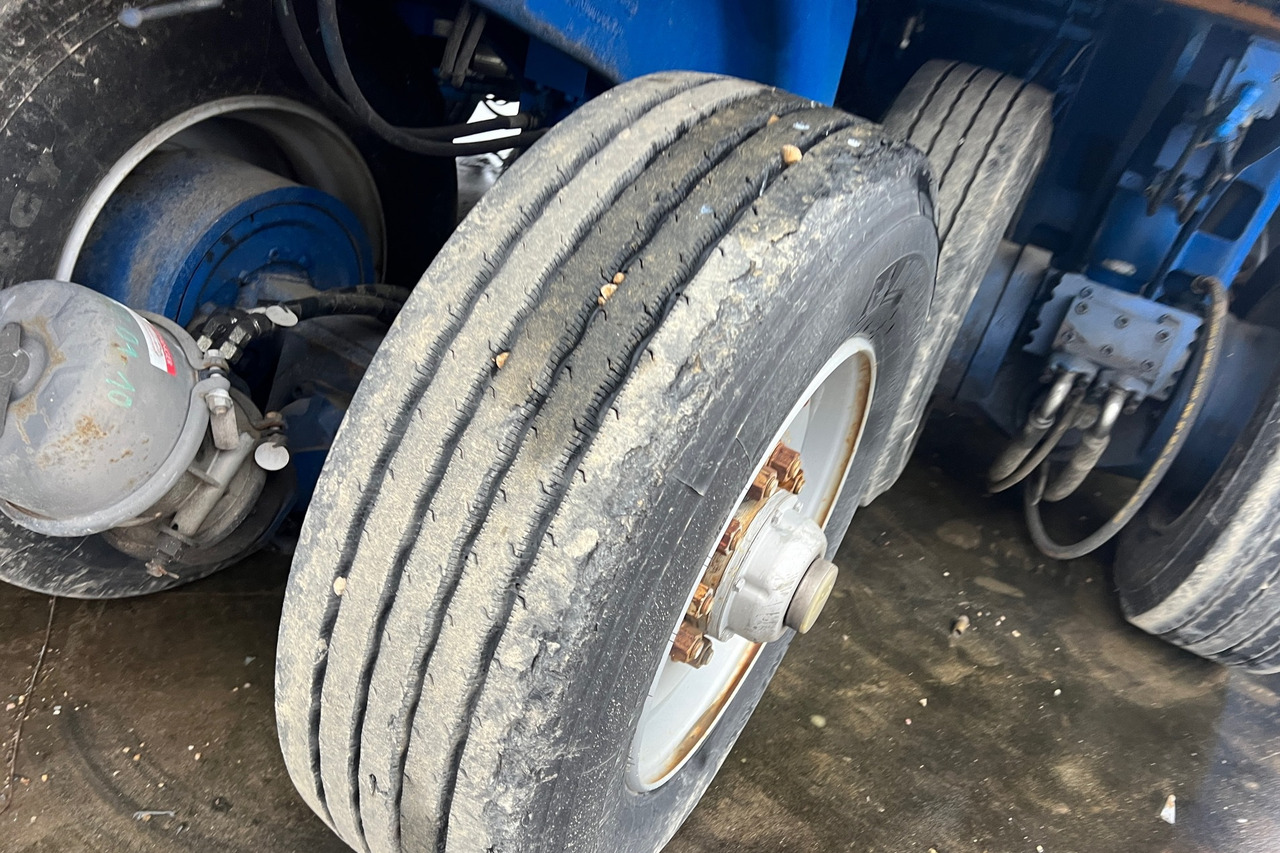 Terminaltraktor NICOLAS ASM14.4-4.1 terminal tractor 8x2x8 / 200 MTH: das Bild 23