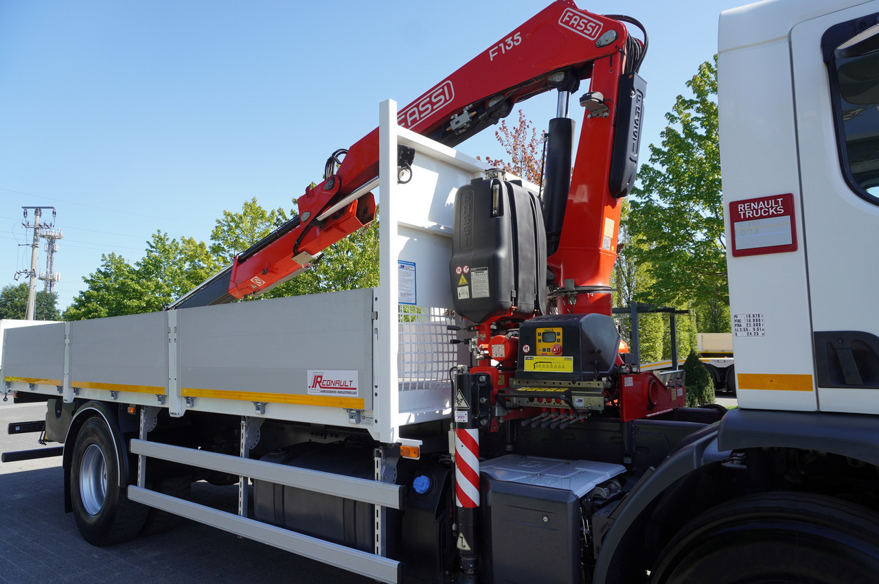 Pritsche LKW, Autokran RENAULT C280 DTI 8 / FASSI crane 5.6 T / range 8 m / Flatbed 15 EPAL: das Bild 9