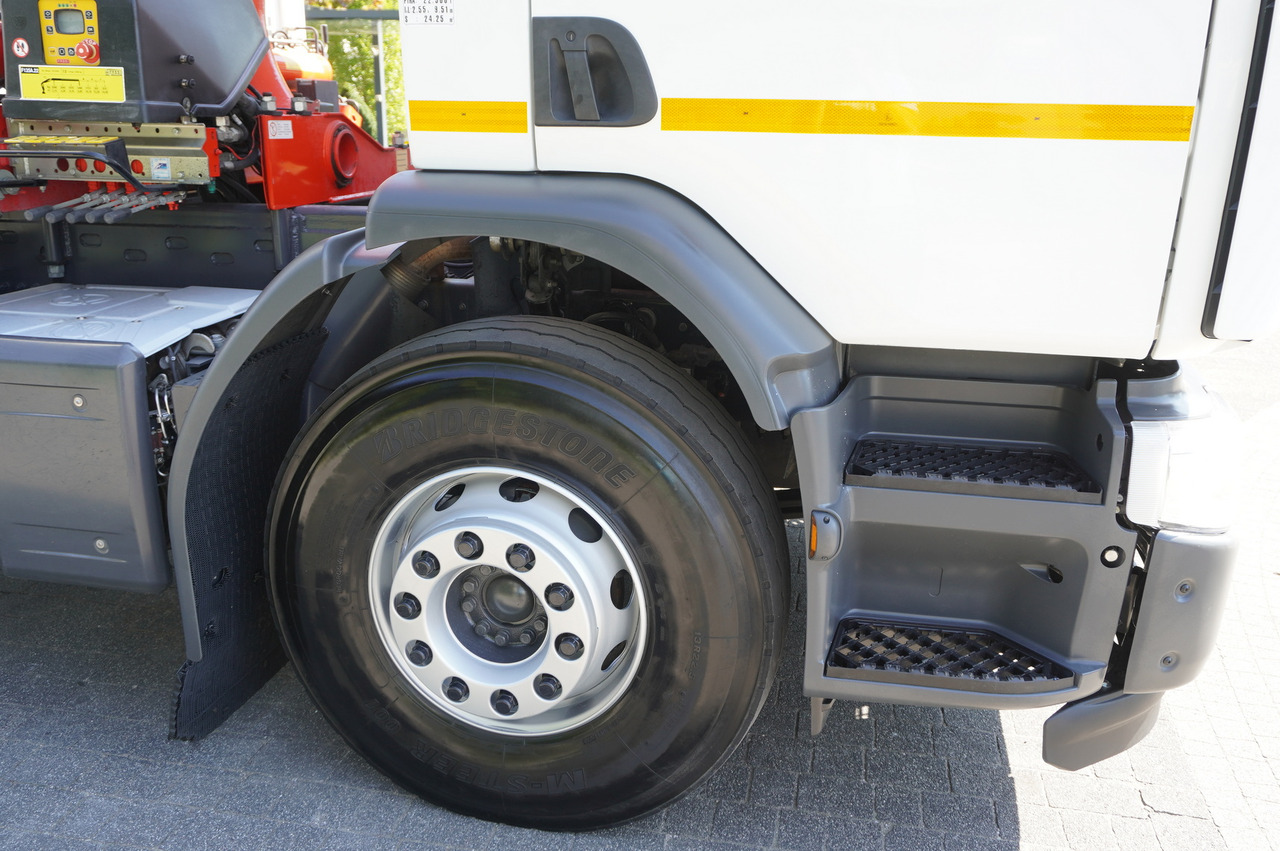 Pritsche LKW, Autokran RENAULT C280 DTI 8 / FASSI crane 5.6 T / range 8 m / Flatbed 15 EPAL: das Bild 16