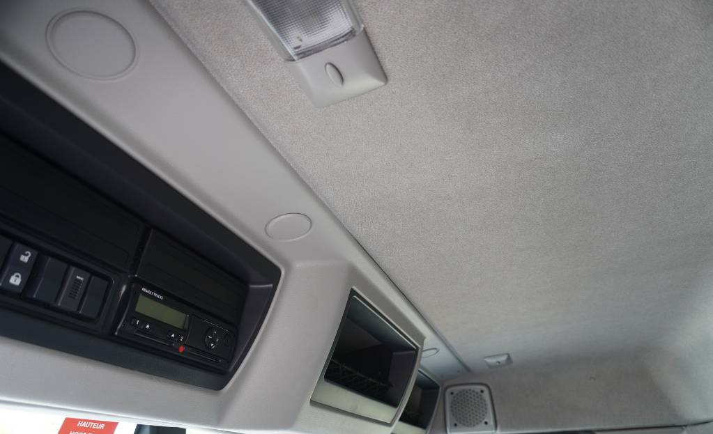 RENAULT D12 E6 / Container 18 pallets / tail lift – Leasing RENAULT D12 E6 / Container 18 pallets / tail lift: das Bild 11 RENAULT D12 E6 / Container 18 pallets / tail lift – Leasing RENAULT D12 E6 / Container 18 pallets / tail lift: das Bild 11