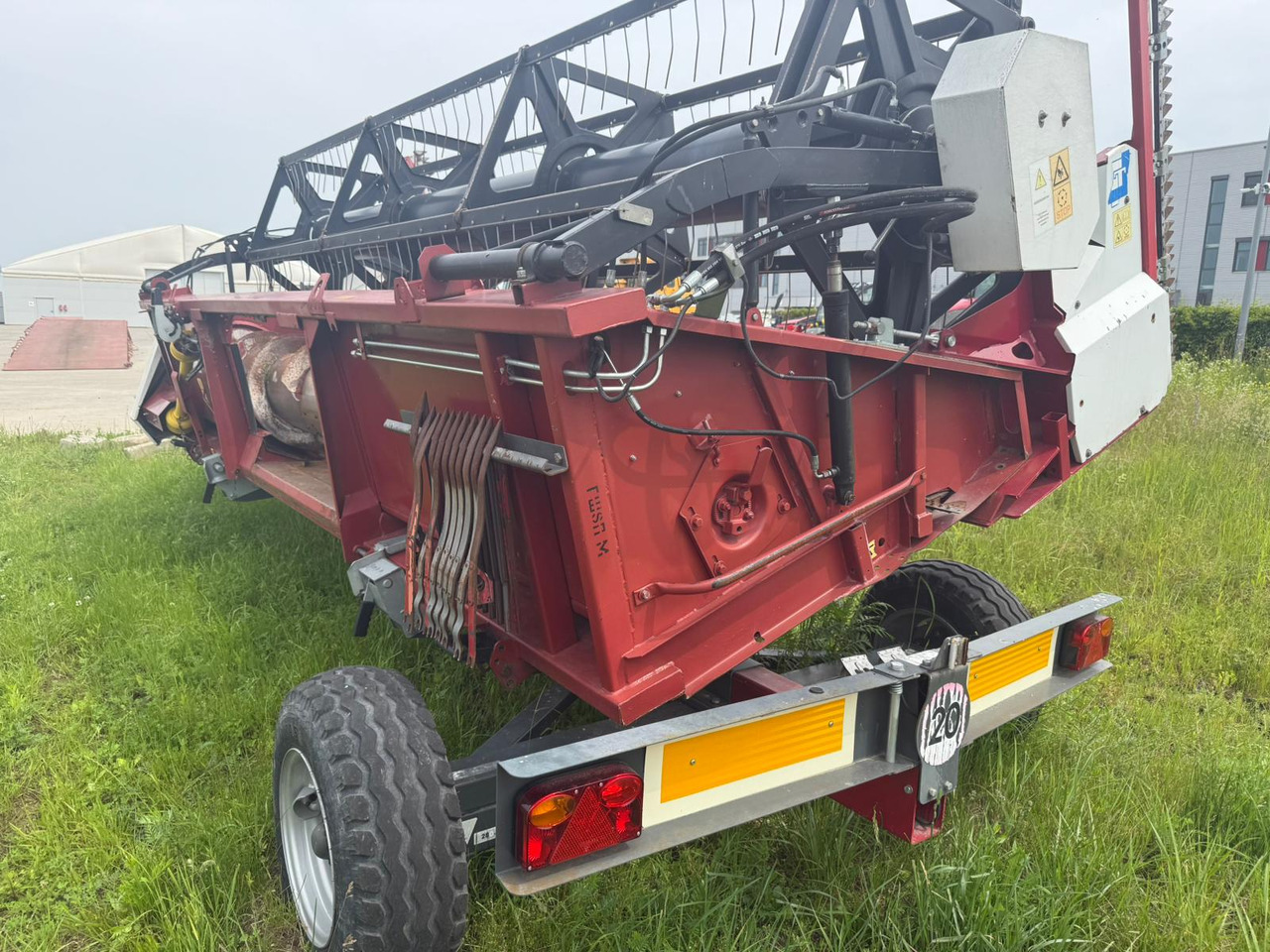 ROSTSELMASH VECTOR 425 RSM-101 grain harvester + Header 5 m + rapeseed harvesting extension / 2300 MTH – Leasing ROSTSELMASH VECTOR 425 RSM-101 grain harvester + Header 5 m + rapeseed harvesting extension / 2300 MTH: das Bild 19