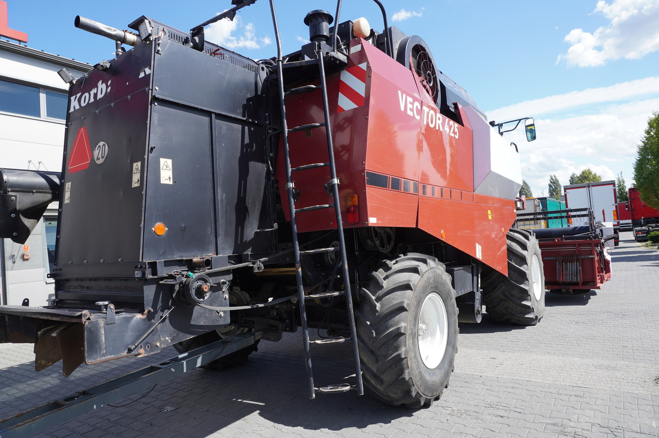 Mähdrescher ROSTSELMASH VECTOR 425 RSM-101 grain harvester + Header 5 m + rapeseed harvesting extension / 2300 MTH: das Bild 28