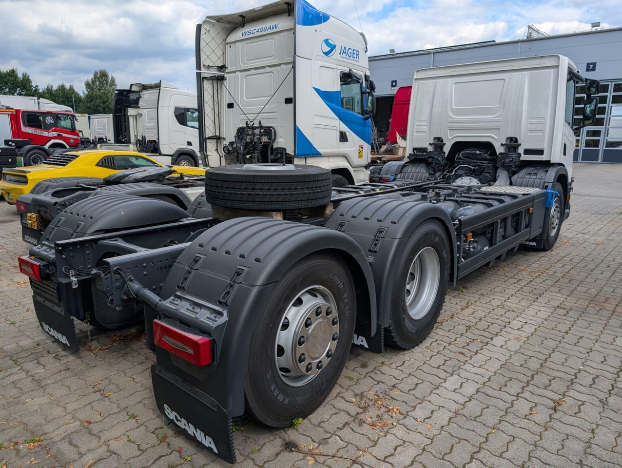 SCANIA P 340 B6x2*4NA / chassis frame / steering axle / CNG - Müllwagen: das Bild 5 SCANIA P 340 B6x2*4NA / chassis frame / steering axle / CNG - Müllwagen: das Bild 5