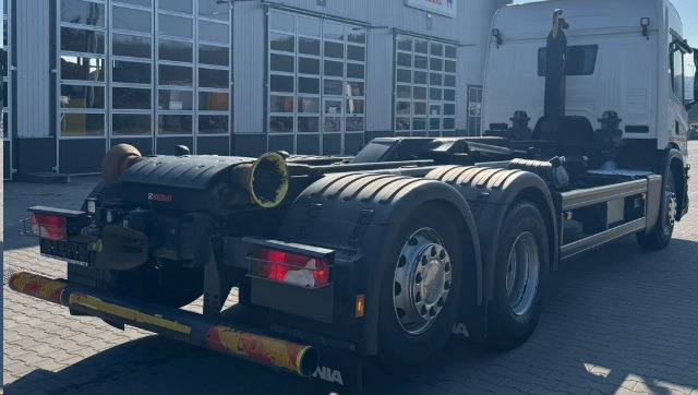 SCANIA P410 B6X2*4NA HIAB Multilift 21t / 150 tho.km hooklift - Abrollkipper: das Bild 5 SCANIA P410 B6X2*4NA HIAB Multilift 21t / 150 tho.km hooklift - Abrollkipper: das Bild 5