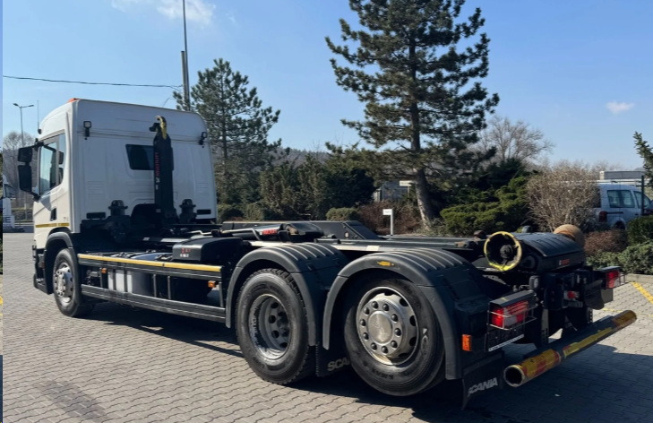 SCANIA P410 B6X2*4NA HIAB Multilift 21t / 150 tho.km hooklift - Abrollkipper: das Bild 4 SCANIA P410 B6X2*4NA HIAB Multilift 21t / 150 tho.km hooklift - Abrollkipper: das Bild 4