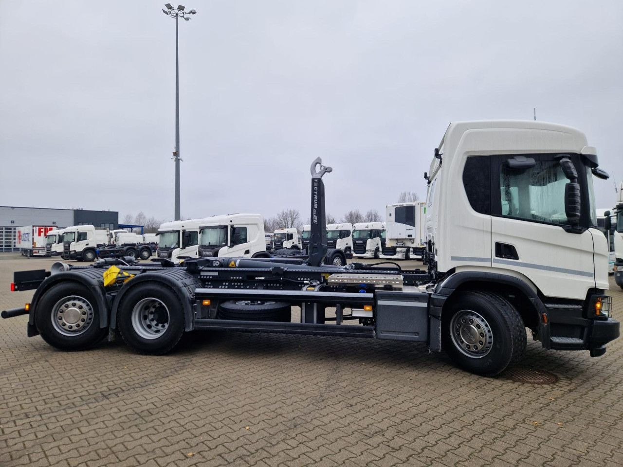 SCANIA P420 B6x2*4 / Meiller Kipper Tectrum RS 21 hooklift / 2025 / no mileage! - Abrollkipper: das Bild 1 SCANIA P420 B6x2*4 / Meiller Kipper Tectrum RS 21 hooklift / 2025 / no mileage! - Abrollkipper: das Bild 1