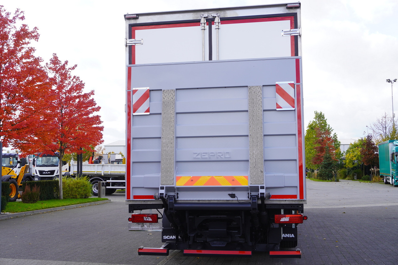 SCANIA R500 E6 6x2 / Lecapitaine 21 EPAL refrigerator / Carrier Supra 1150 / 2021 / steered axle - Kühlkoffer LKW: das Bild 3 SCANIA R500 E6 6x2 / Lecapitaine 21 EPAL refrigerator / Carrier Supra 1150 / 2021 / steered axle - Kühlkoffer LKW: das Bild 3