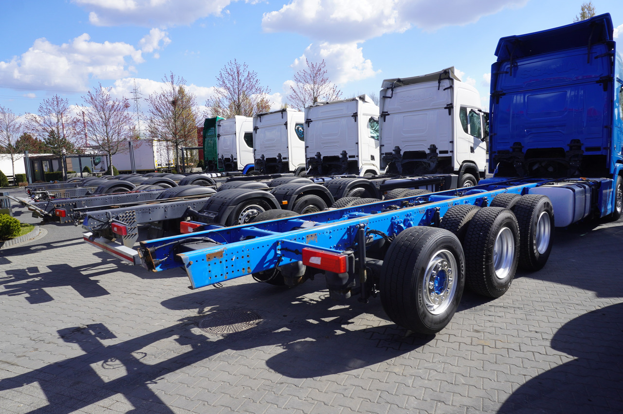 Fahrgestell LKW SCANIA R650 V8 / 650 HP/ frame 8.8 m / steered 4th axis / 20 units: das Bild 6