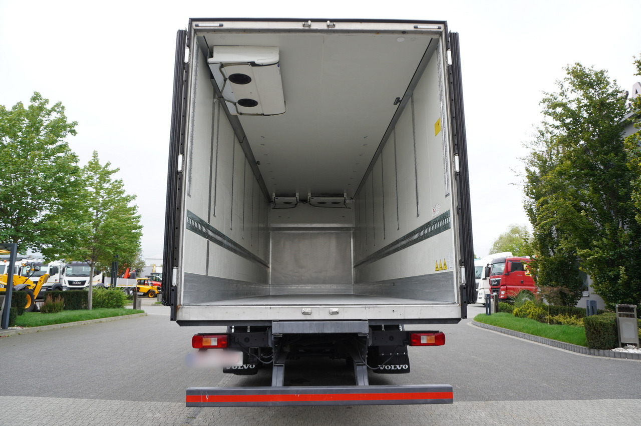 VOLVO FH 460 / Krone refrigerator 23 EPAL! / Carrier Supra 1250 MT Silent / Multitemperature / Steered axle - Kühlkoffer LKW: das Bild 4 VOLVO FH 460 / Krone refrigerator 23 EPAL! / Carrier Supra 1250 MT Silent / Multitemperature / Steered axle - Kühlkoffer LKW: das Bild 4