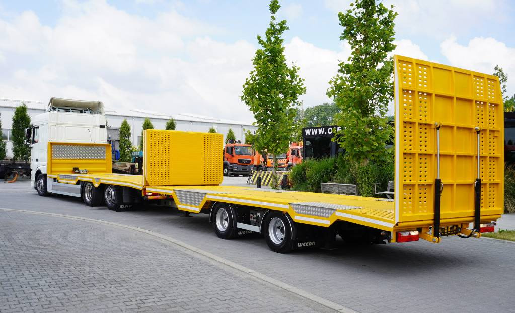 WECON trailer with a new tow truck body y.2023 - Tieflader Anhänger: das Bild 3 WECON trailer with a new tow truck body y.2023 - Tieflader Anhänger: das Bild 3