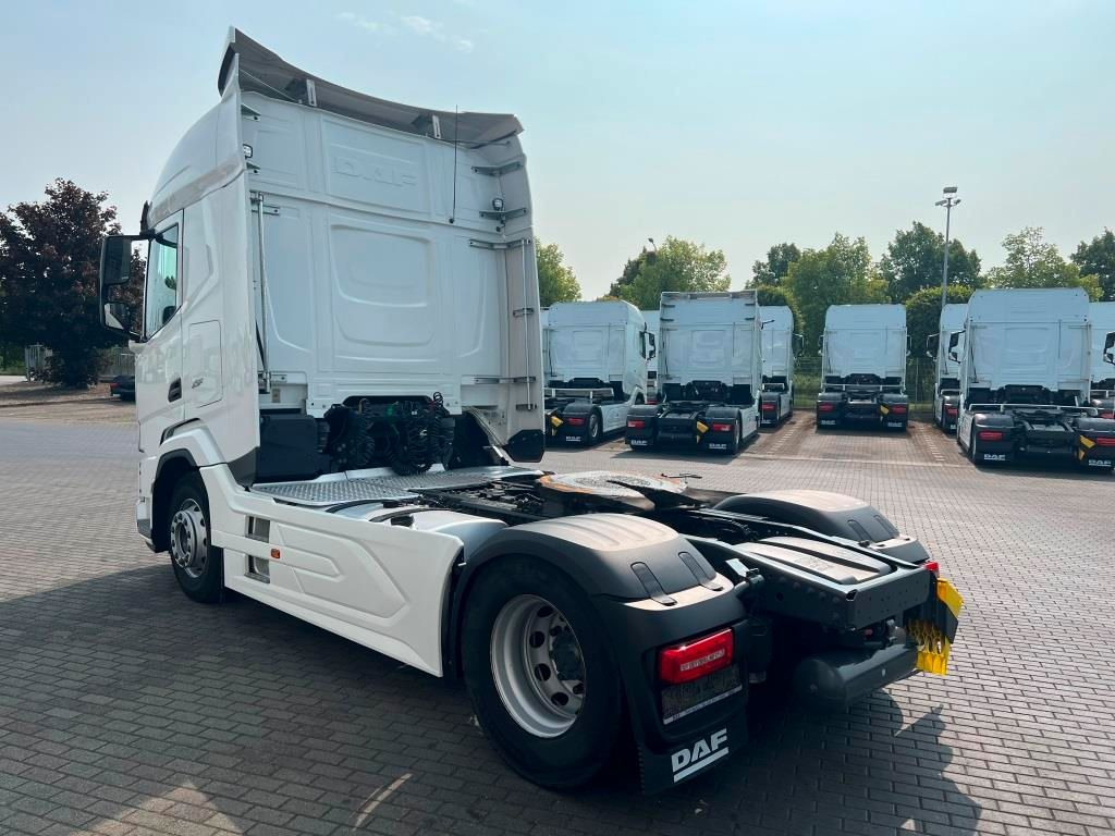 DAF XFn 480 FT Intarder 2xTank 1.105 L Vollspoiler - Sattelzugmaschine: das Bild 3 DAF XFn 480 FT Intarder 2xTank 1.105 L Vollspoiler - Sattelzugmaschine: das Bild 3