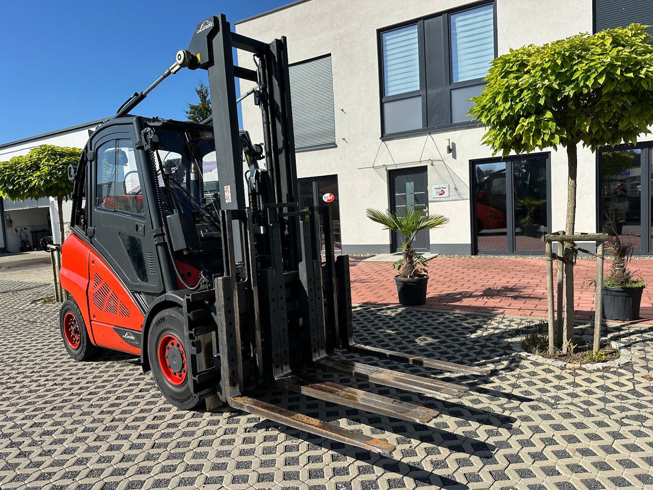 Linde H45T-02 Linde H45T-02 - Treibgasstapler: das Bild 2 Linde H45T-02 Linde H45T-02 - Treibgasstapler: das Bild 2