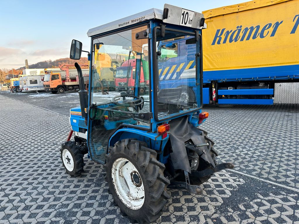 Mitsubishi MT 180 DL Winterdienst und mäherwerk - Kommunaltraktor: das Bild 5 Mitsubishi MT 180 DL Winterdienst und mäherwerk - Kommunaltraktor: das Bild 5