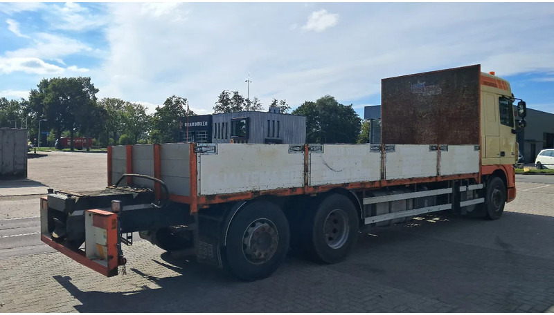 DAF XF 105 410 Spacecab 6x2 Euro 5 - Pritsche LKW: das Bild 5 DAF XF 105 410 Spacecab 6x2 Euro 5 - Pritsche LKW: das Bild 5