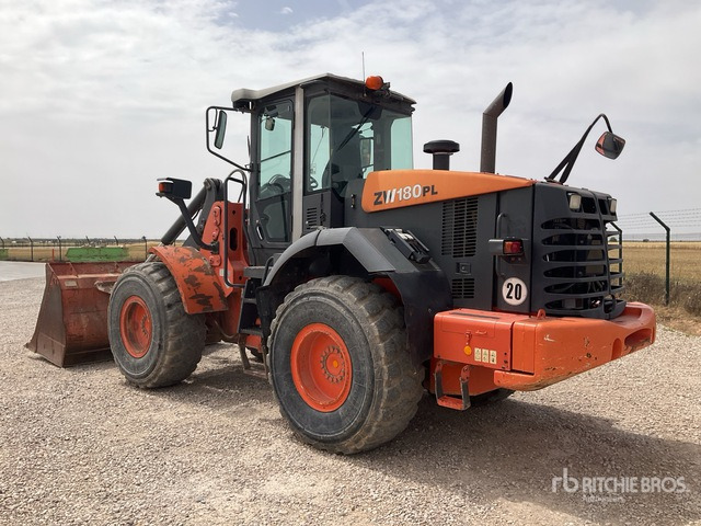 2011 Hitachi ZW180PL Wheel Loader - Radlader: das Bild 3 2011 Hitachi ZW180PL Wheel Loader - Radlader: das Bild 3
