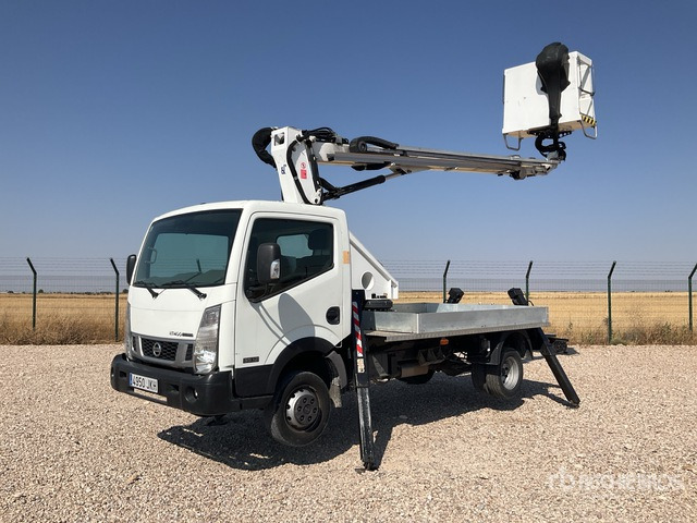 2015 Nissan NT400 Cabstar 2015 Oil&Steel Scorpion 1812 Sm ... Bucket Truck - LKW mit Arbeitsbühne: das Bild 1 2015 Nissan NT400 Cabstar 2015 Oil&Steel Scorpion 1812 Sm ... Bucket Truck - LKW mit Arbeitsbühne: das Bild 1