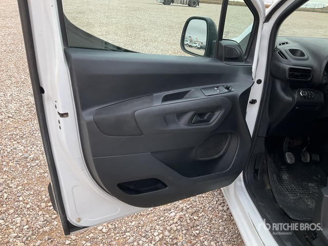 2021 Opel Combo Life Passenger Van - Kleinbus, Personentransporter: das Bild 4 2021 Opel Combo Life Passenger Van - Kleinbus, Personentransporter: das Bild 4