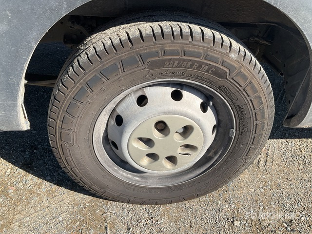 2014 Iveco Daily 35S15 Van Truck - Transporter: das Bild 4 2014 Iveco Daily 35S15 Van Truck - Transporter: das Bild 4