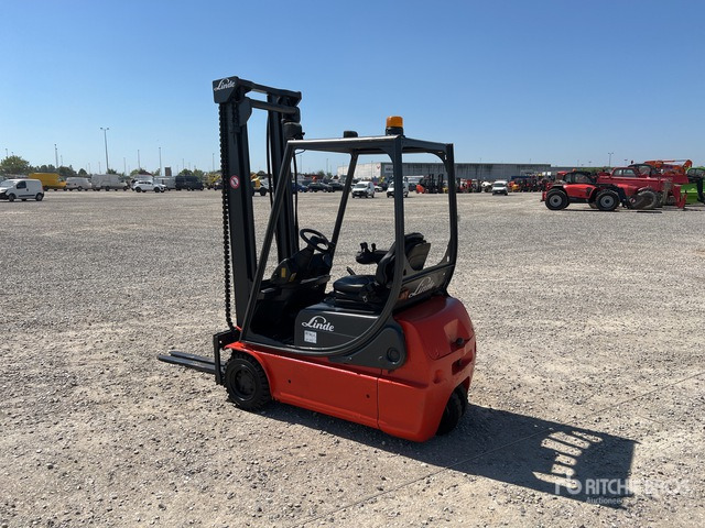 2005 Linde E16C-02 1600 kg (Inoperable) Electric Forklift - Elektrostapler: das Bild 3 2005 Linde E16C-02 1600 kg (Inoperable) Electric Forklift - Elektrostapler: das Bild 3