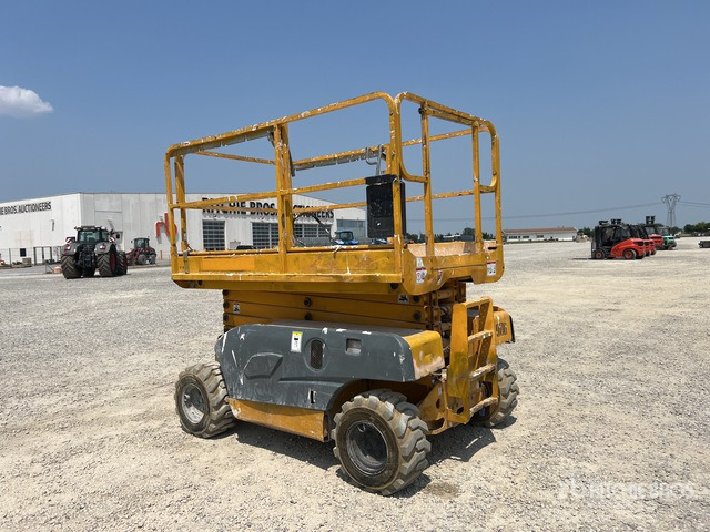 2006 Haulotte Compact 12RTE (Inoperable) Scissor Lift - Scherenbühne: das Bild 3 2006 Haulotte Compact 12RTE (Inoperable) Scissor Lift - Scherenbühne: das Bild 3