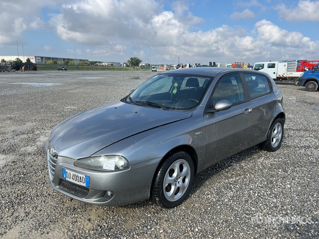 2007 Alfa 147 Automobile - PKW: das Bild 2 2007 Alfa 147 Automobile - PKW: das Bild 2