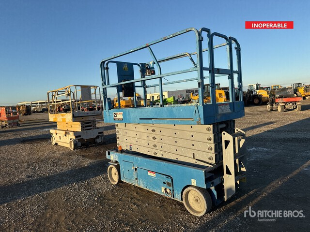 2007 Genie GS3246 (Inoperable) Scissor Lift - Scherenbühne: das Bild 1 2007 Genie GS3246 (Inoperable) Scissor Lift - Scherenbühne: das Bild 1