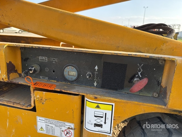 2007 Haulotte Compact 10N Electric Scissor Lift - Scherenbühne: das Bild 5 2007 Haulotte Compact 10N Electric Scissor Lift - Scherenbühne: das Bild 5