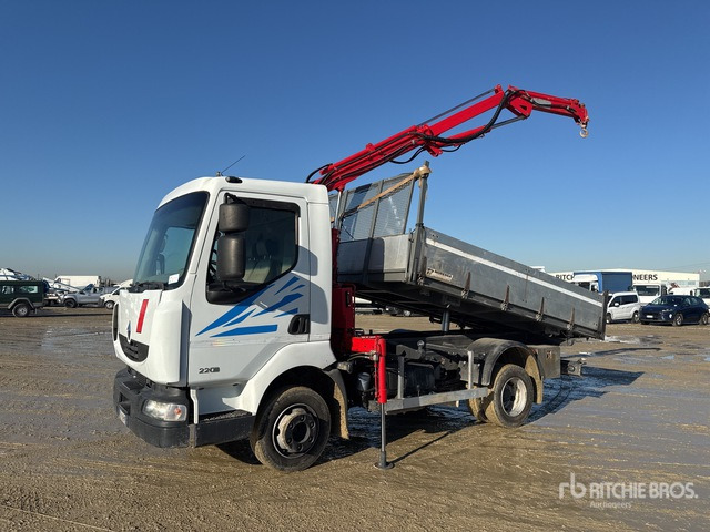 2010 Renault Midlum 220.08 1981 C.O.M.A. C330B on 4x2 Dump Truck with Crane - Kipper: das Bild 1 2010 Renault Midlum 220.08 1981 C.O.M.A. C330B on 4x2 Dump Truck with Crane - Kipper: das Bild 1