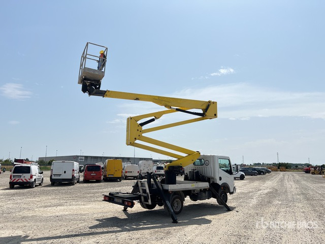 2011 Renault Maxity 2011 Socage DA320 20 m on Bucket Truck - LKW mit Arbeitsbühne: das Bild 4 2011 Renault Maxity 2011 Socage DA320 20 m on Bucket Truck - LKW mit Arbeitsbühne: das Bild 4