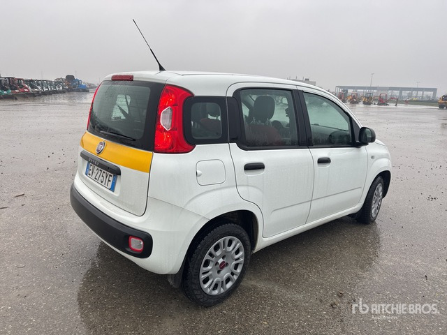 2014 Fiat Panda Automobile - PKW: das Bild 3 2014 Fiat Panda Automobile - PKW: das Bild 3
