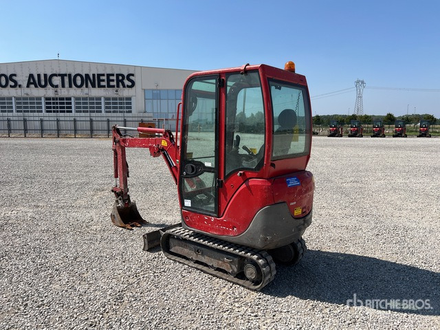 2014 Yanmar SV17 Mini Excavator: <6.6t - Minibagger: das Bild 3 2014 Yanmar SV17 Mini Excavator: <6.6t - Minibagger: das Bild 3