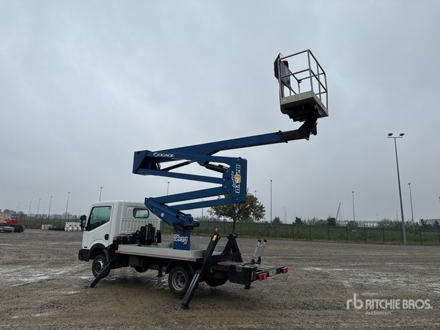 2015 Nissan Cabstar 35.12 2015 Socage DA 320 20 m on Bucket Truck - LKW mit Arbeitsbühne: das Bild 3 2015 Nissan Cabstar 35.12 2015 Socage DA 320 20 m on Bucket Truck - LKW mit Arbeitsbühne: das Bild 3