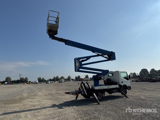 2015 Nissan Cabstar Cabstar 35.12 2015 Socage DA 324 24 m on Bucket Truck - LKW mit Arbeitsbühne: das Bild 3 2015 Nissan Cabstar Cabstar 35.12 2015 Socage DA 324 24 m on Bucket Truck - LKW mit Arbeitsbühne: das Bild 3